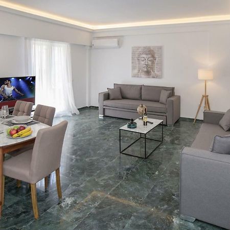Roomy And Comfortable Apartment Near Acropolis By Ghh أثينا المظهر الخارجي الصورة