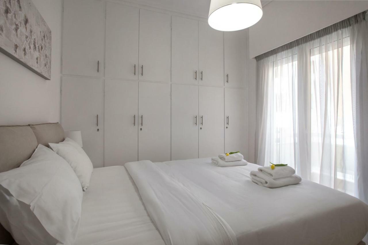 Roomy And Comfortable Apartment Near Acropolis By Ghh أثينا المظهر الخارجي الصورة